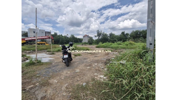 Chốt Ngay! 6500m² Đất DVTM Mặt Tiền  Nguyễn Xiển, Q.9 :Lô Góc Chỉ  186 Tỷ